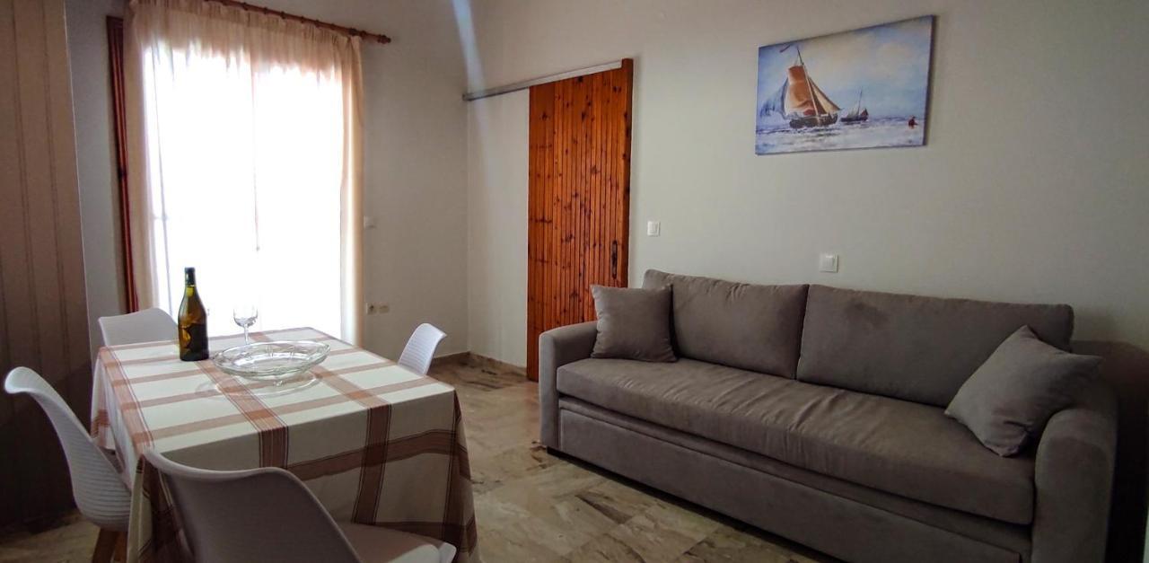 Artaki Beach Comfy Apartment Koróni Exterior foto