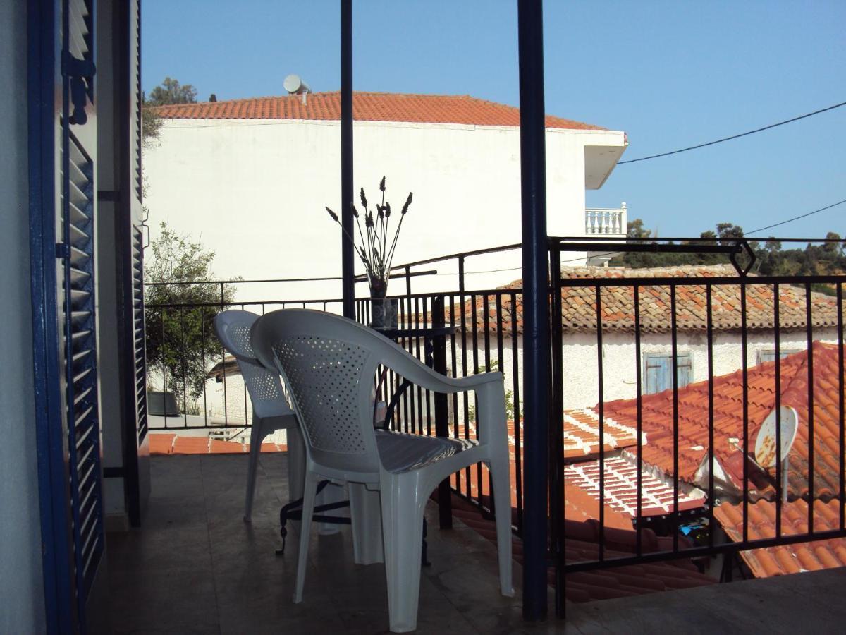 Artaki Beach Comfy Apartment Koróni Exterior foto